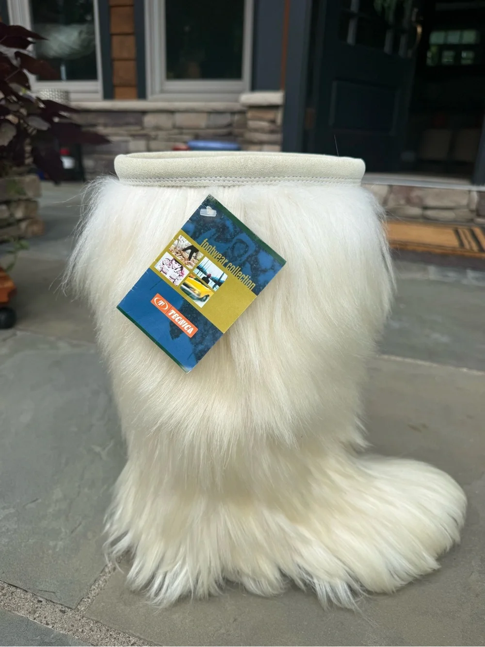 Vintage Deadstock Tecnica Yaghi “Yeti” Long Fur Snow Boots